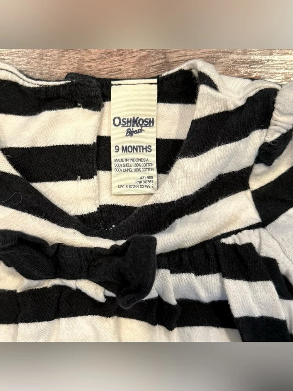 Oshkosh B’Gosh Baby Girl Black and White Striped Bubble Dress 9 Month Cotton